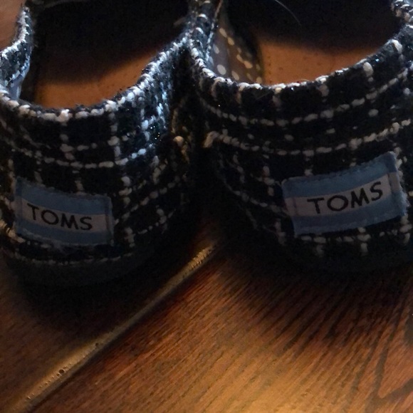 Tom’s size 6W - Picture 7 of 7